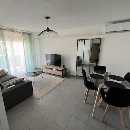 Joli Appt 45 M2 Avec Terrasse Apartment Lunel  Exterior photo